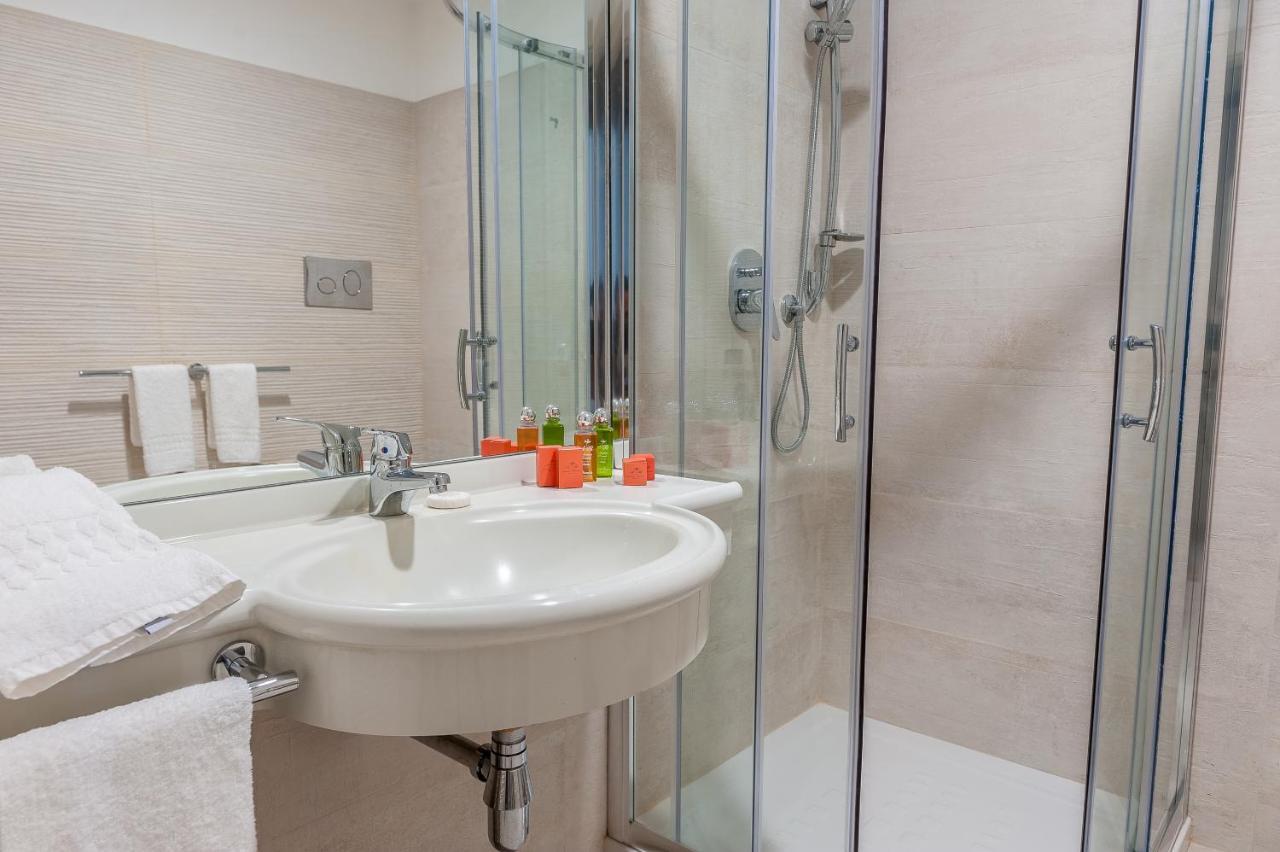 Acacia Marina Hotel Marina di Ragusa Bilik gambar